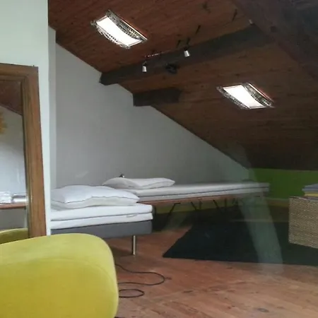بيت شباب H2oholidays Surf
